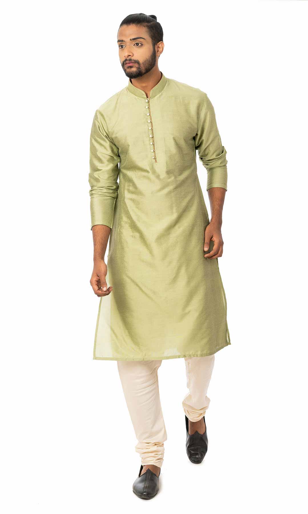 Light Green Cotton Silk Kurta Set  – Viraaya By Ushnakmals